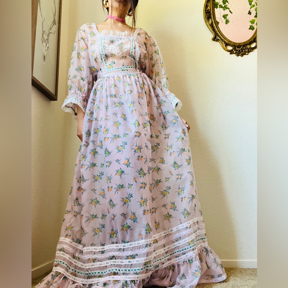 Vintage  Floral Prairie Flounce Sheer  Maxi Dress
